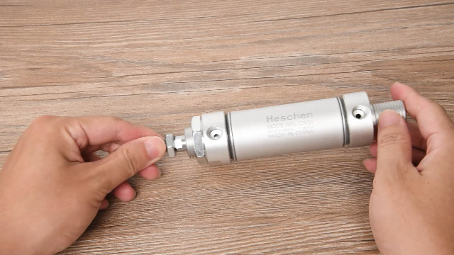 Heschen Pneumatic Slim Air Cylinder, MAL 32-250, PT1/8 Inch Connection, 32 Mm Bore, 250 Mm Stroke, Double Acting