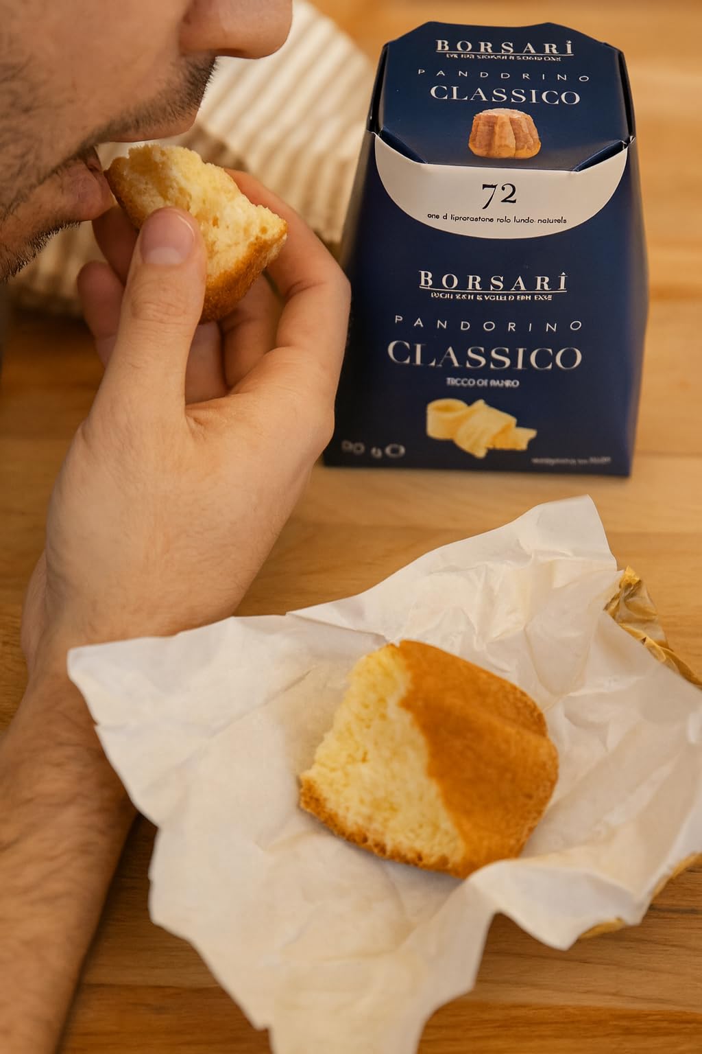 16 Pezzi Pandorini e Panettoncini Soffici in Mini Formato Classico o con Gocce di Cioccolato Lievitazione Naturale Dolci Monoporzione Ideali per Regali Natalizi (16x Pandorino Classico 80g)