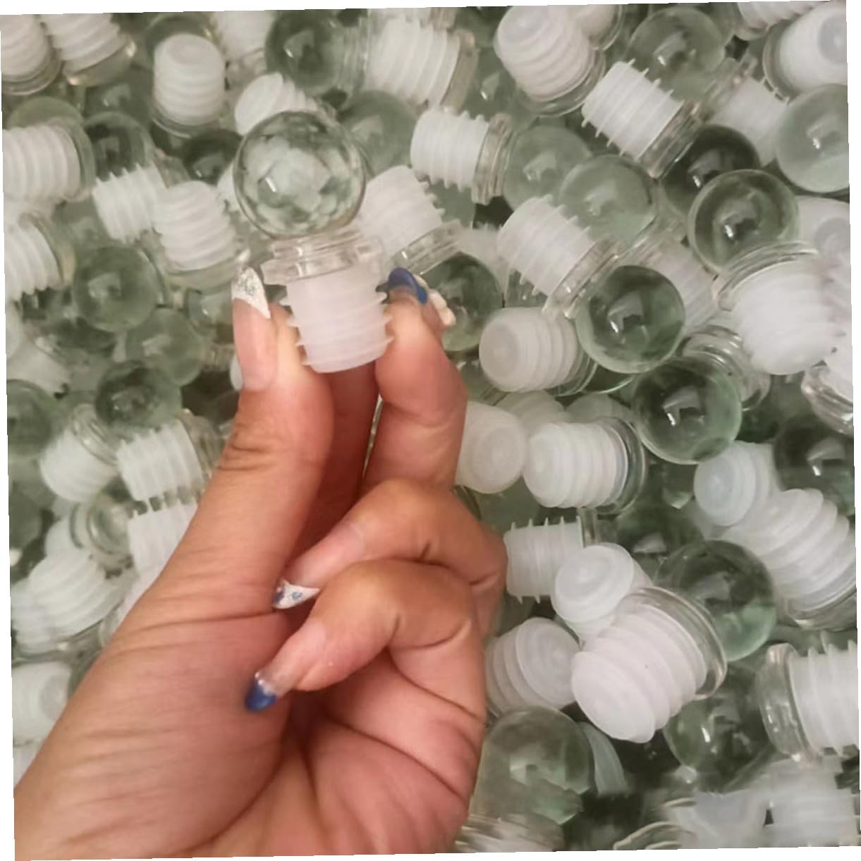 24 Piezas Tapones para Botellas Tapón de Bola de Vidrio Decorativo Sellado Fiable para Vino Aromaterapia Compatible con Varias Botellas Portátil y Ligero