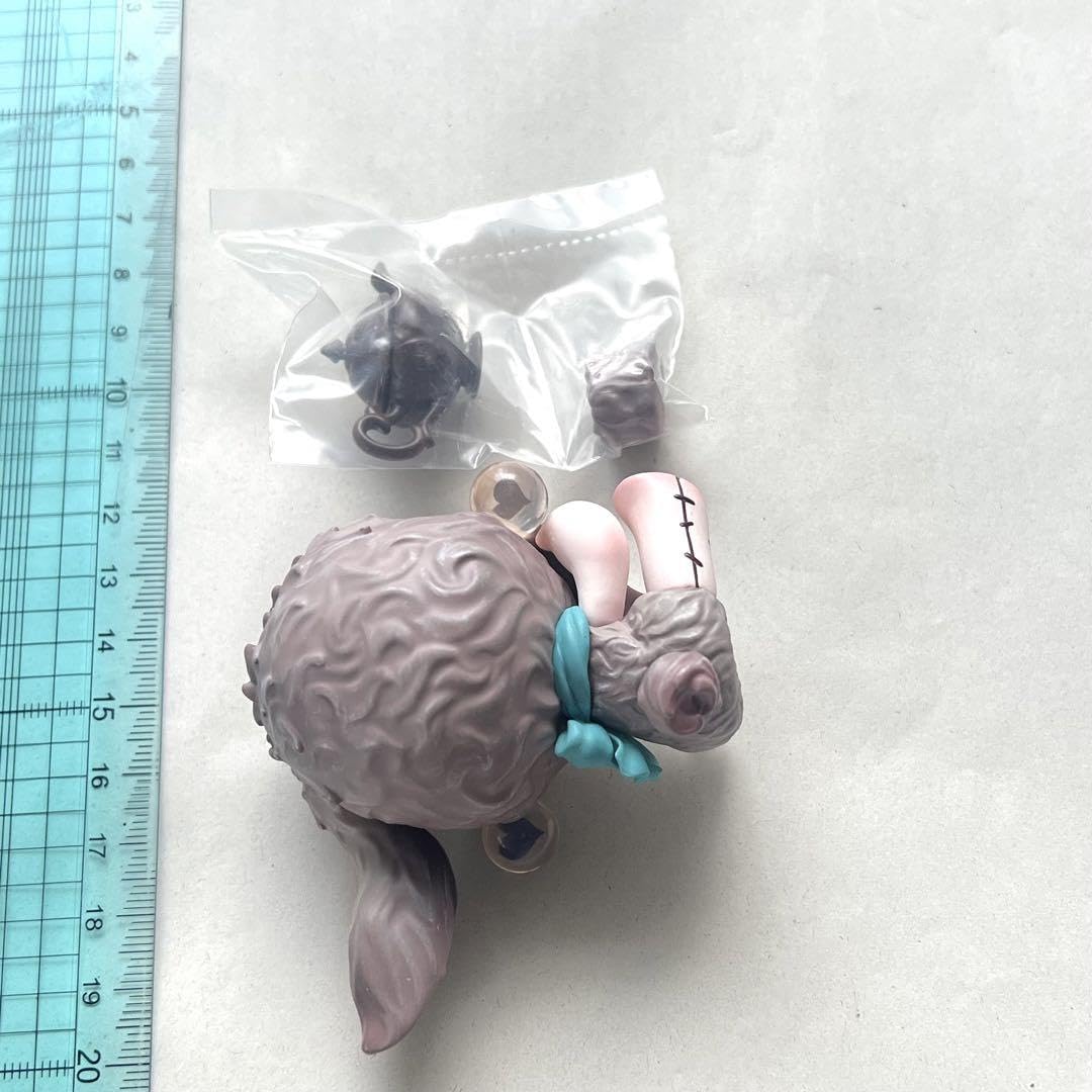 Amazon｜popmart skullpanda 可愛いうさぎ フィギュアカードあり