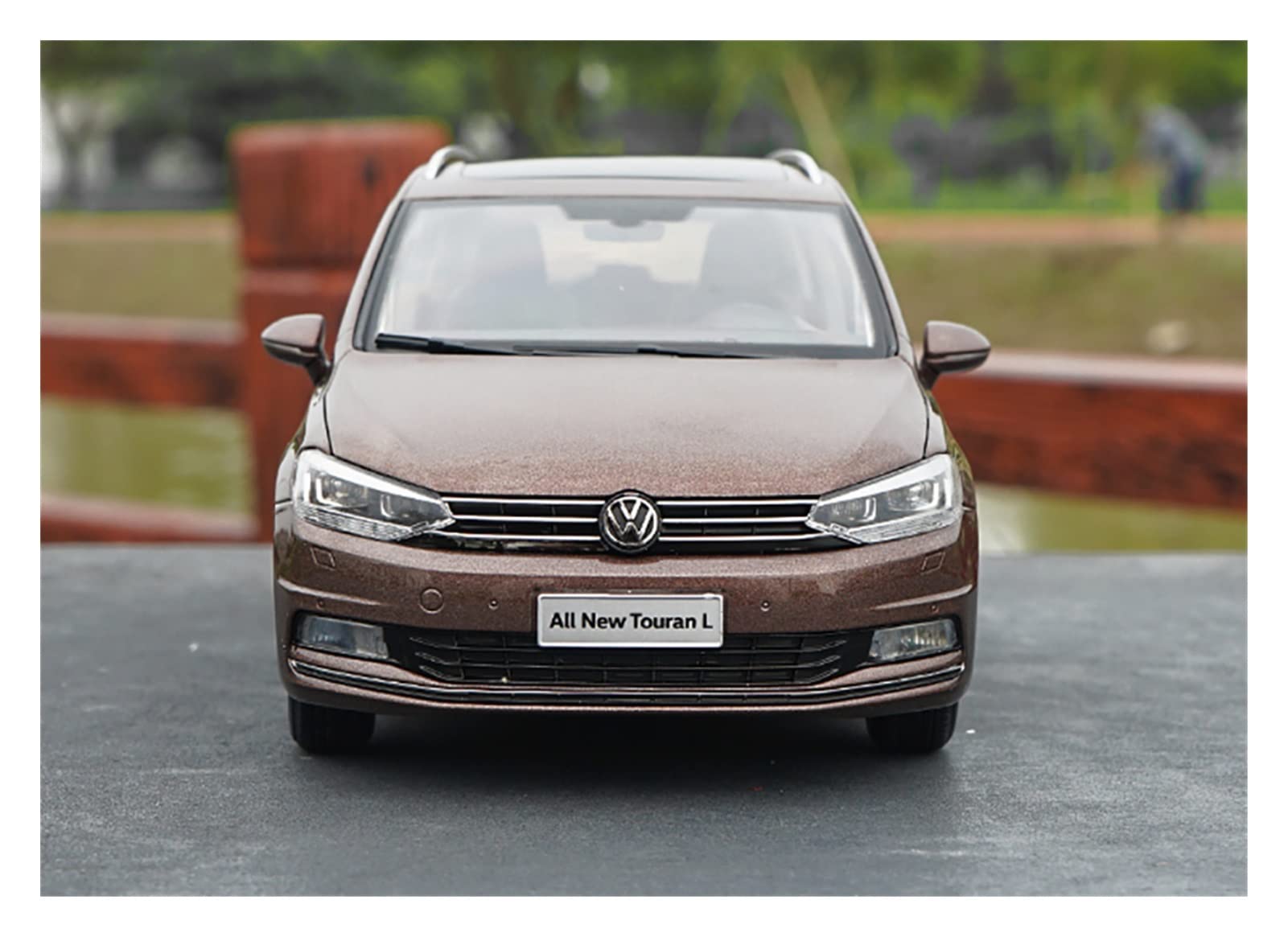 Amazon.co.jp: ミニカー スケールモデルカー ブティック1:18