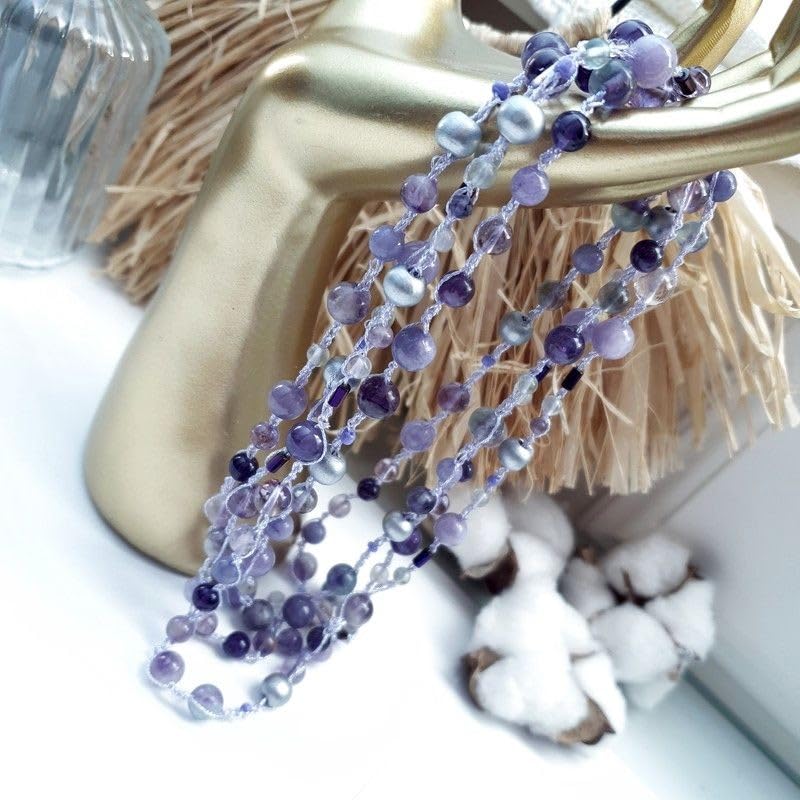 Collier crochet long Alhena agate violette contre les bijoux lourds - 3