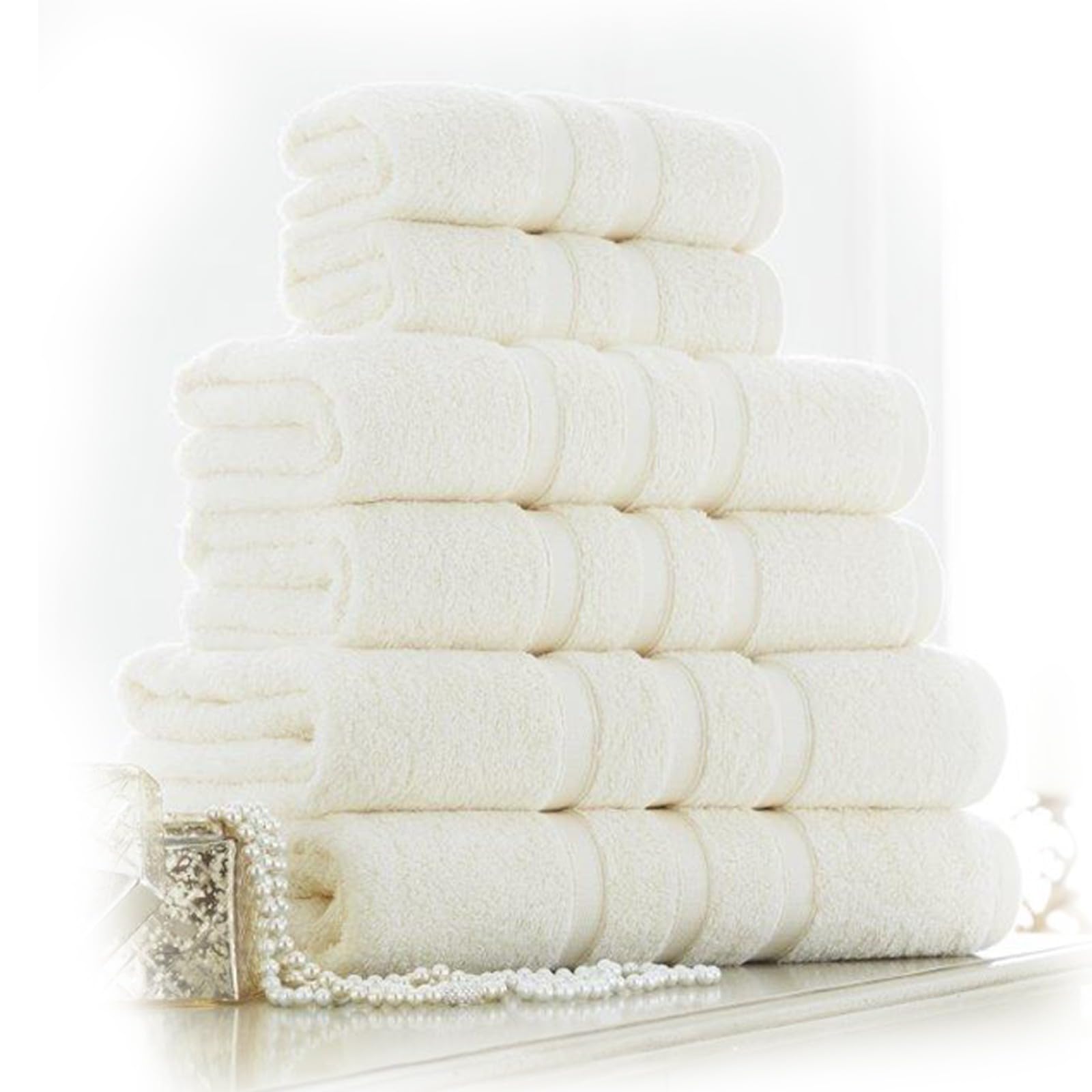 FAIRWAYUK 4 Pack Hand Towels for Bathroom - Ultra Soft 100% Egyptian Cotton, Highly Absorbent 550 GSM, Extra Large Thick Hand Towels, 50x80cm, Hotel & Spa Quality Towels, Cream