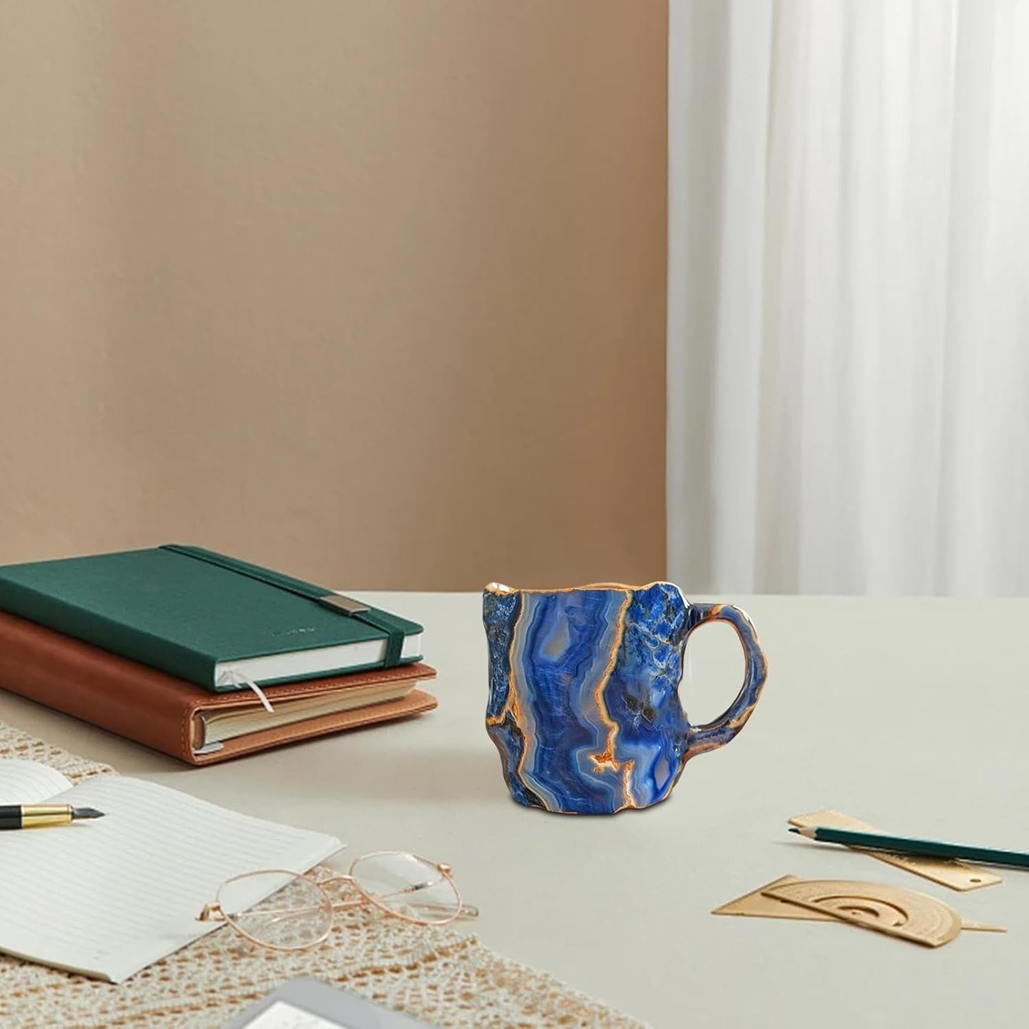 Tasse à café élégante en cristal minéral 14 types de belle tasse à café en cristal élégant pour la maison, le bureau, cadeau de Noël (1 pièce) (minerai bleu