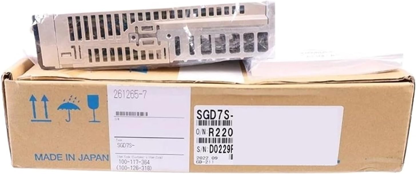 サーボドライブ SGD7S-2R8A00A002 SGD7S-2R8A10A002 サーボモーター サーボドライブ SGD7S-2R8A00A002 SGD7S-2R8A10A002 サーボモーター