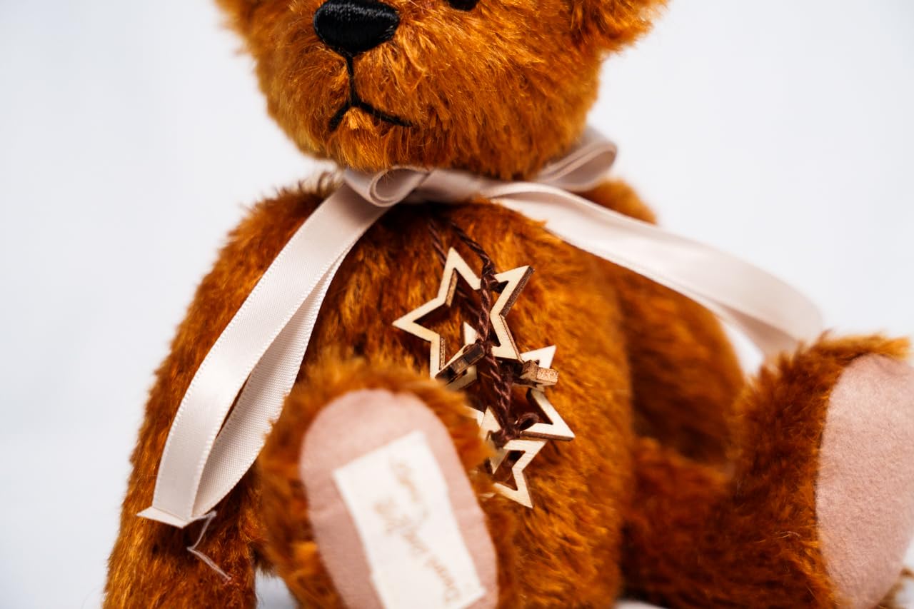 CLEMENS Mohair kolekcjonerski Dean's - miś Teddy Zimti 23 cm | Najdelikatniejszy moher | Elegancki i nostalgiczny | Zaprojektowany z sercem | 5-krotnie odwrócony | w zestawie paszport kolekcjonerski