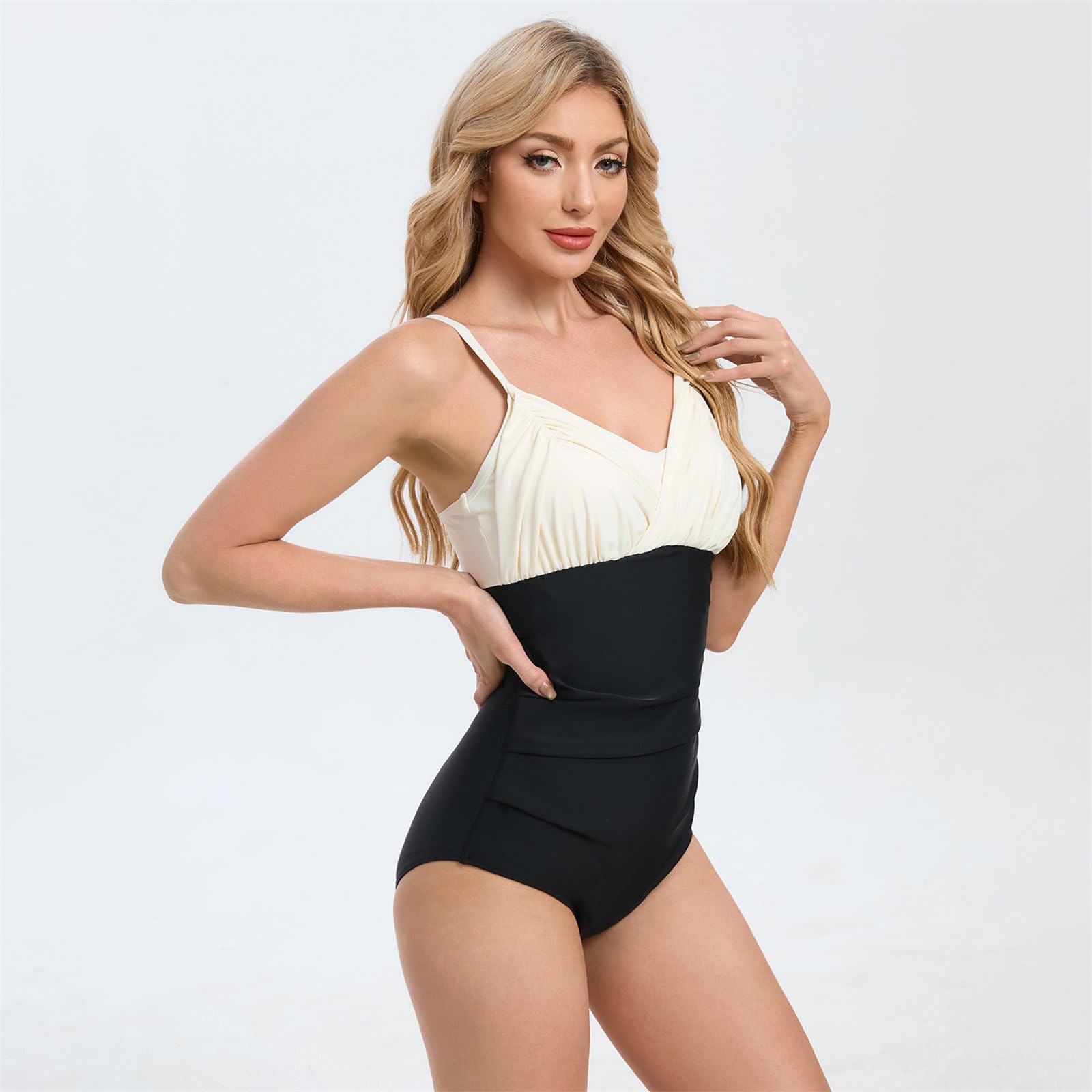 Costume da bagno ad asciugatura rapida, design monopezzo