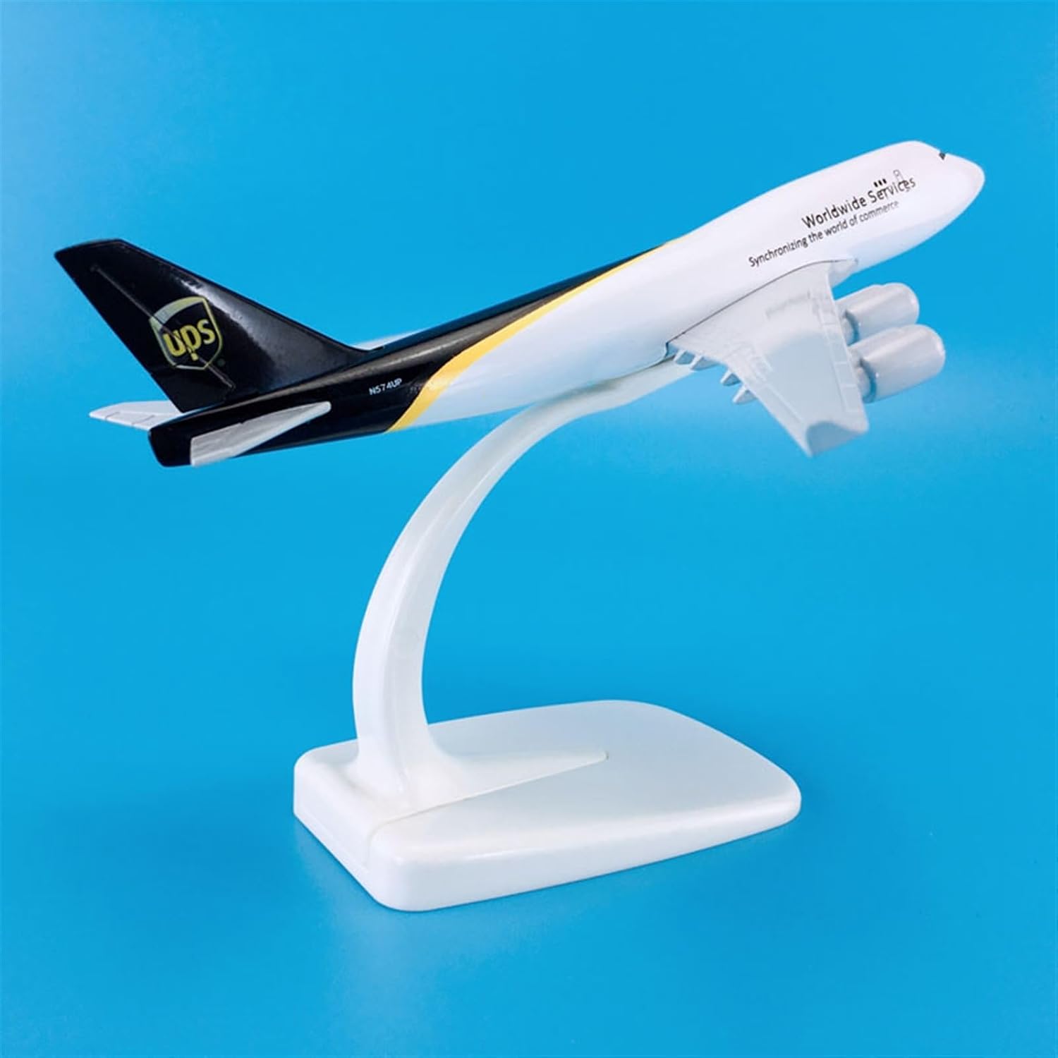 Miniature Scale 1 440 for Boeing B747-400 Aircraft Model UPS Alloy Finished Die Cast Flying Toy Game Kits