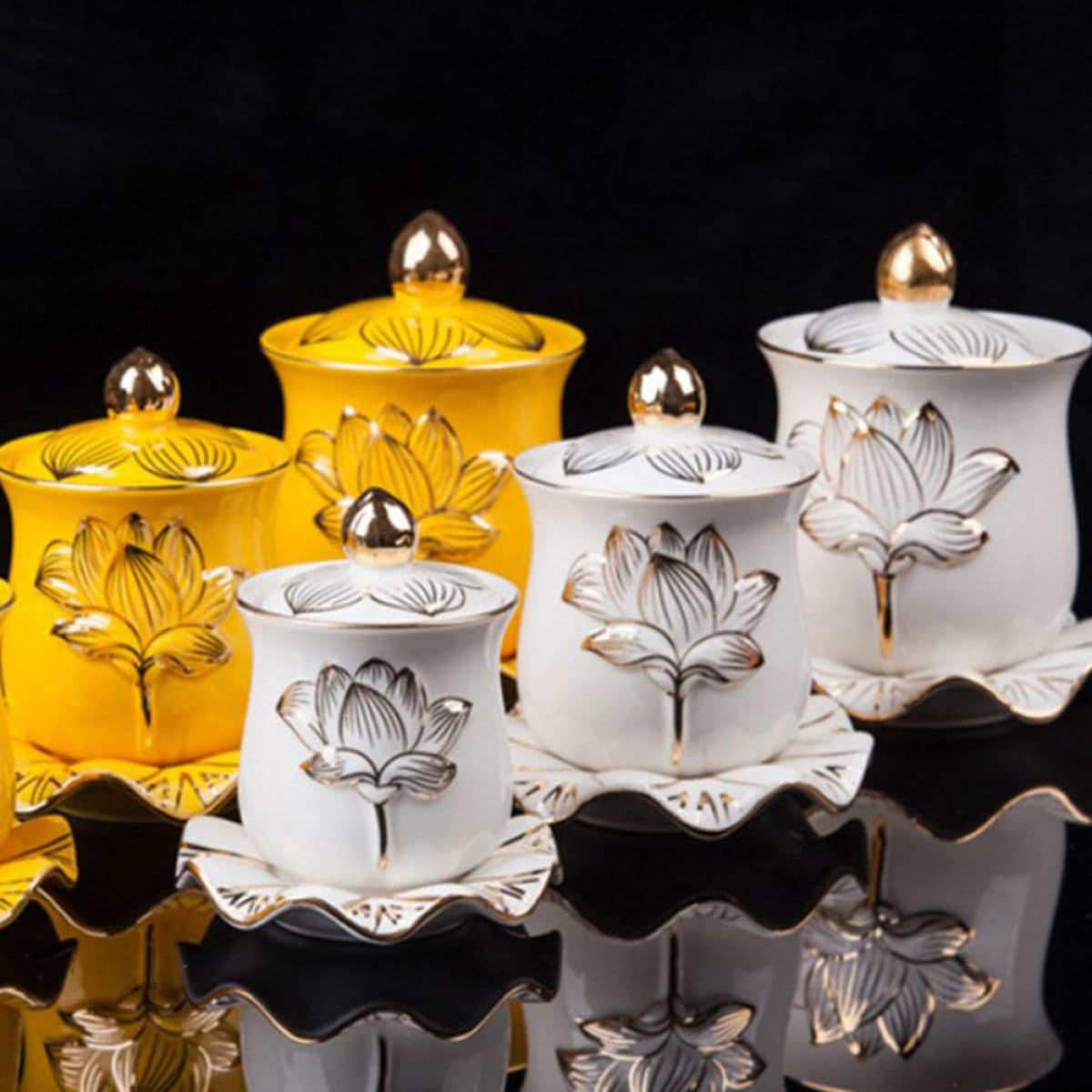 in per Acqua e Fiori Fiore di Loto in Beige Rituale per Offerte Buddiste per Decorazione Domestica