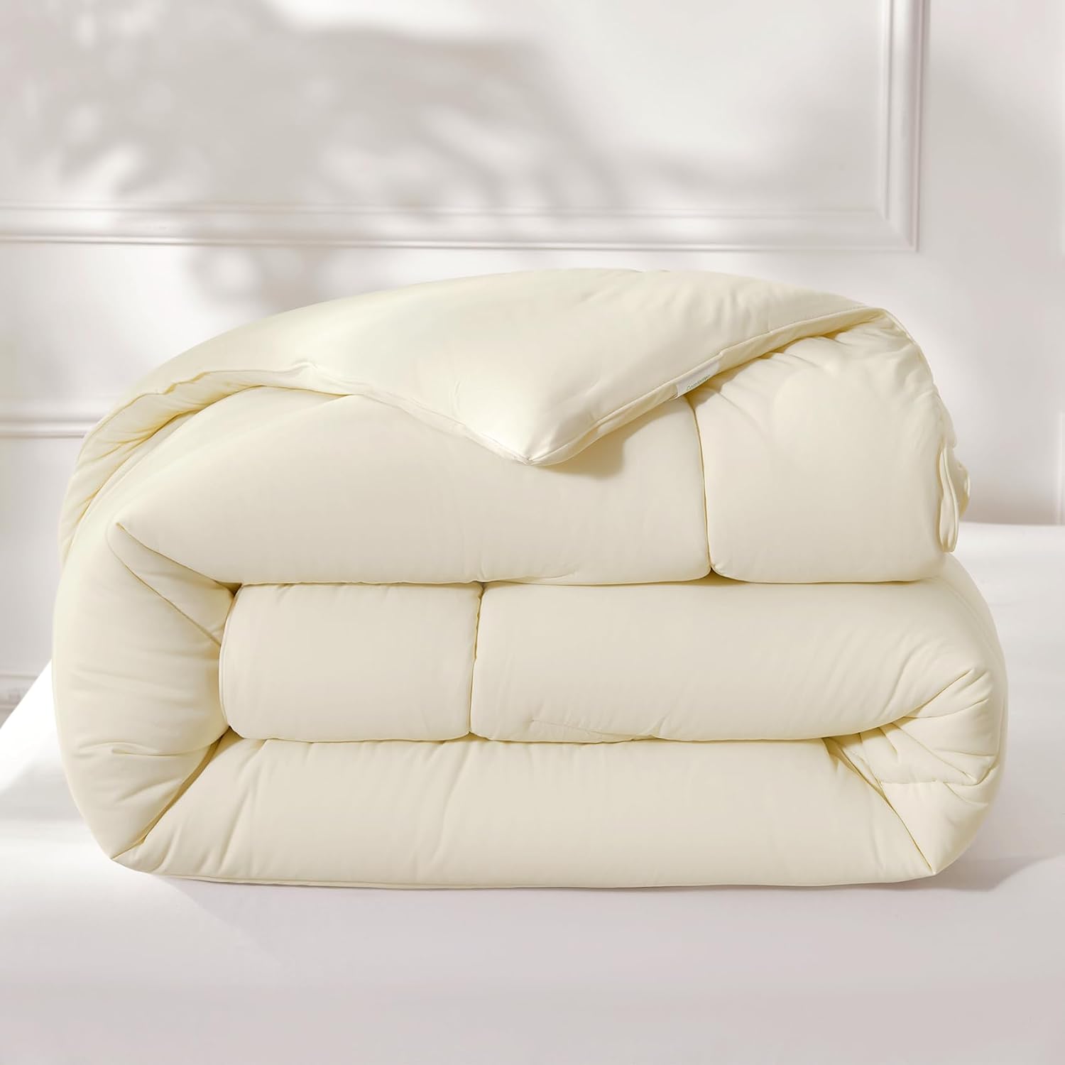 Queen Ultra-Soft Jersey Knit Comforter, Lightweight Down Alternative Cream