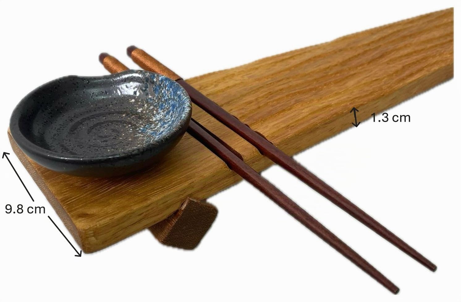 Genérico Set Sushi Premium (2 Tablas) de Madera Maciza FSC + 2 Cuencos Cerámicos + 4 Palillos | Aceite natural mate | Roble/Nogal/Iroko – Hecho a Mano (Madera Roble Americano)