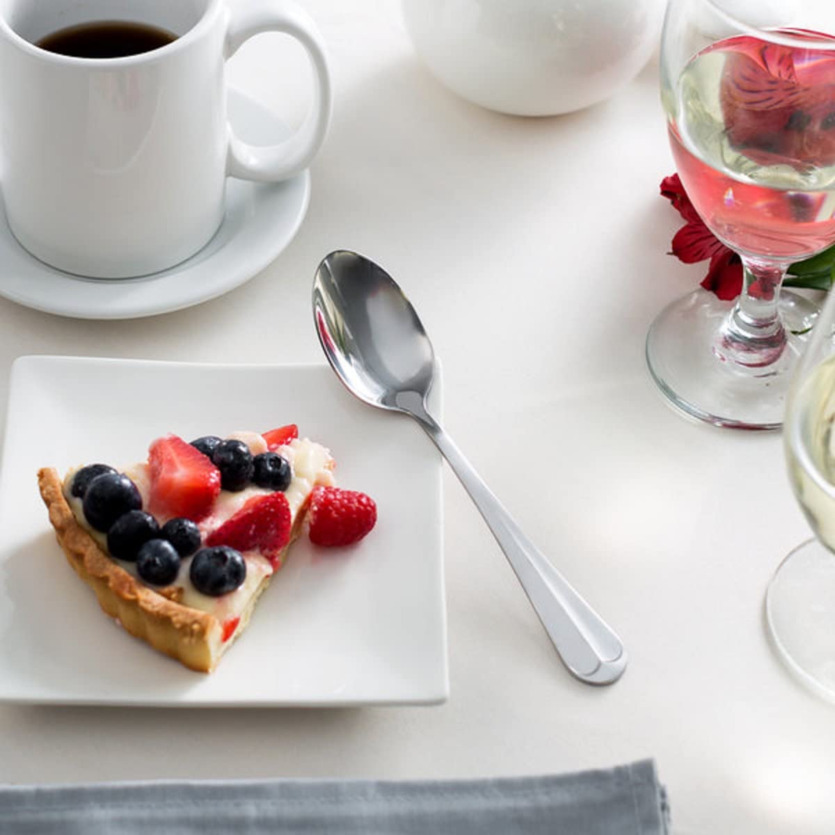 TrueCraftware- Dakota Stainless Steel Dessert Spoon Set of 12- Stainless Steel Flatware Silverware Cutlery Kitchen Tableware Set for Home and Restaurant Coffee Spoon Small Spoons for Dessert