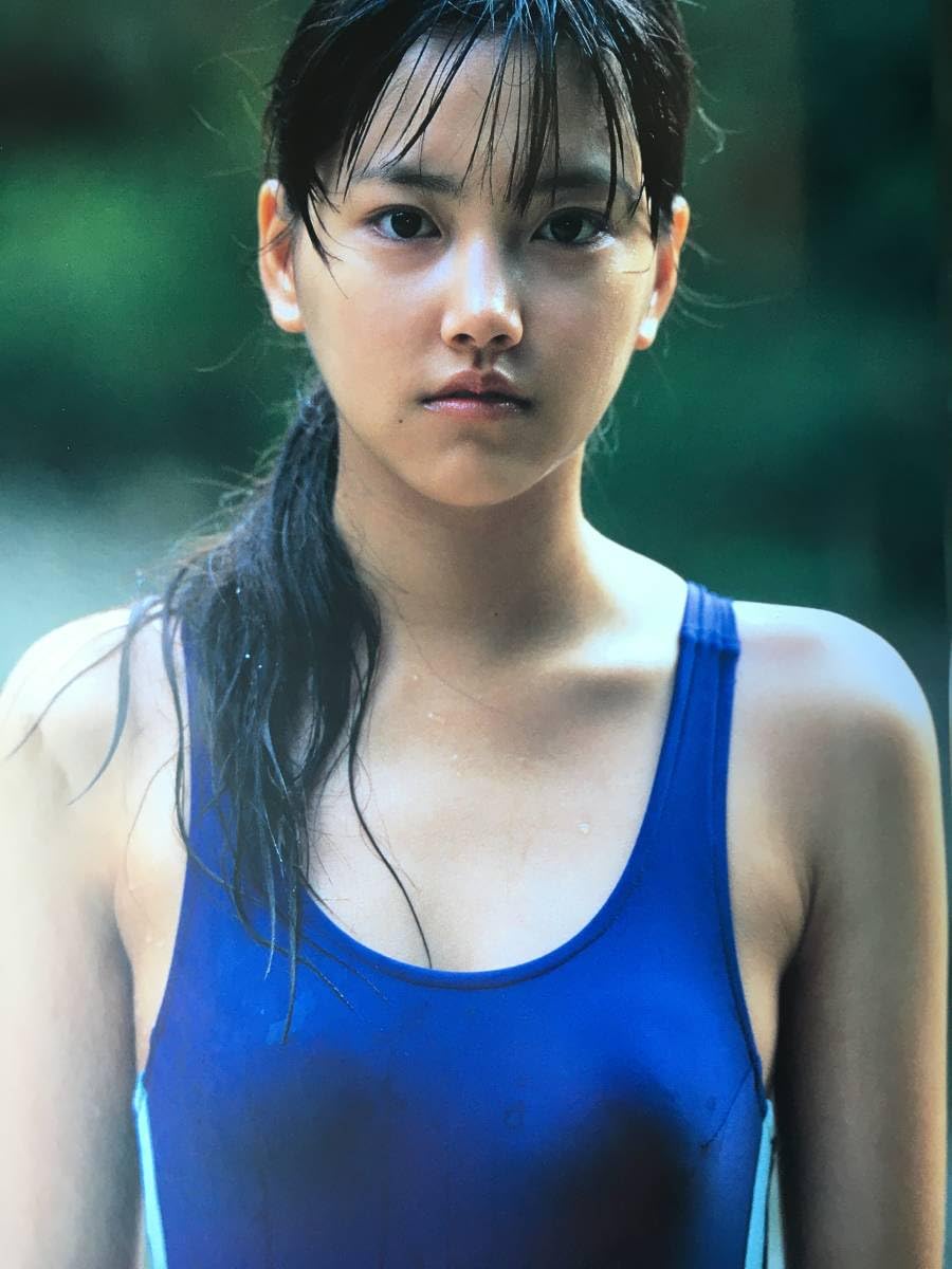 BLT竹富聖花ポラロイド＆写真懸賞品 Amazon.co.jp: 竹富聖花ファースト写真集/「聖花~a message from