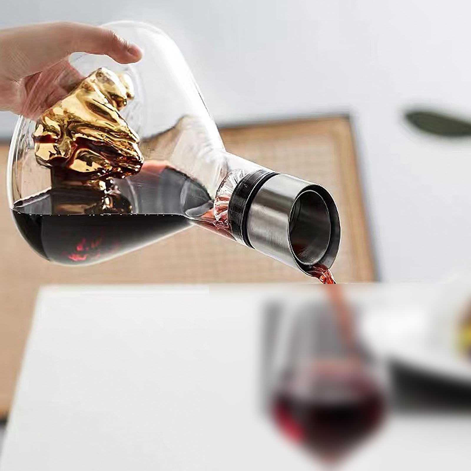 Kit de décanteur de vin avec filtre aérateur, décanteur de vin rouge 1,5 l, sans plomb, accessoires de vin soufflé à la main, aérateur de vin transparent Iceberg Design (doré)
