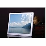 15 in HD Digital Photo Frame Electronic Photo Album Promotional Display Machine for Advertising Retail Stores Home(White)