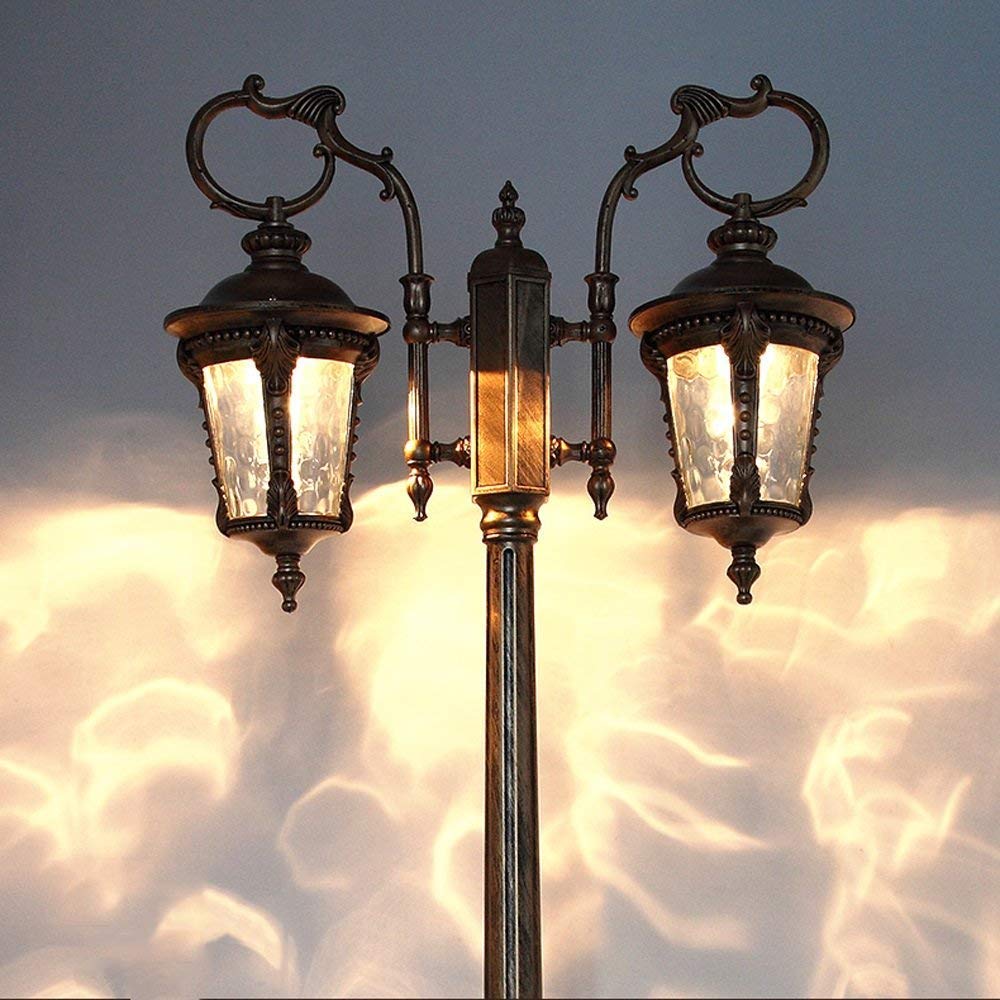 Europejska retro wodoodporna lampa uliczna zewnętrzna krajobrazowa wysoka lampa ogrodowa społeczność zabytkowa lampa aluminiowa kolumna reflektora słupek trawnik dekoracj,210cm