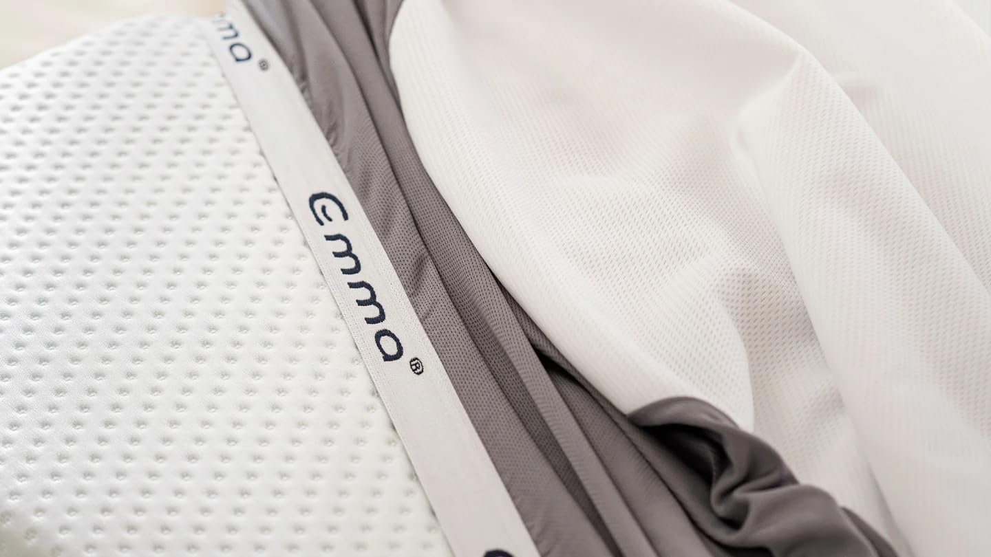 Amazon.co.jp: エマ・プロテクター (シングル) 防水機能付き 抗菌加工