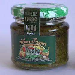 Pesto Manjericão e castanha de Baru