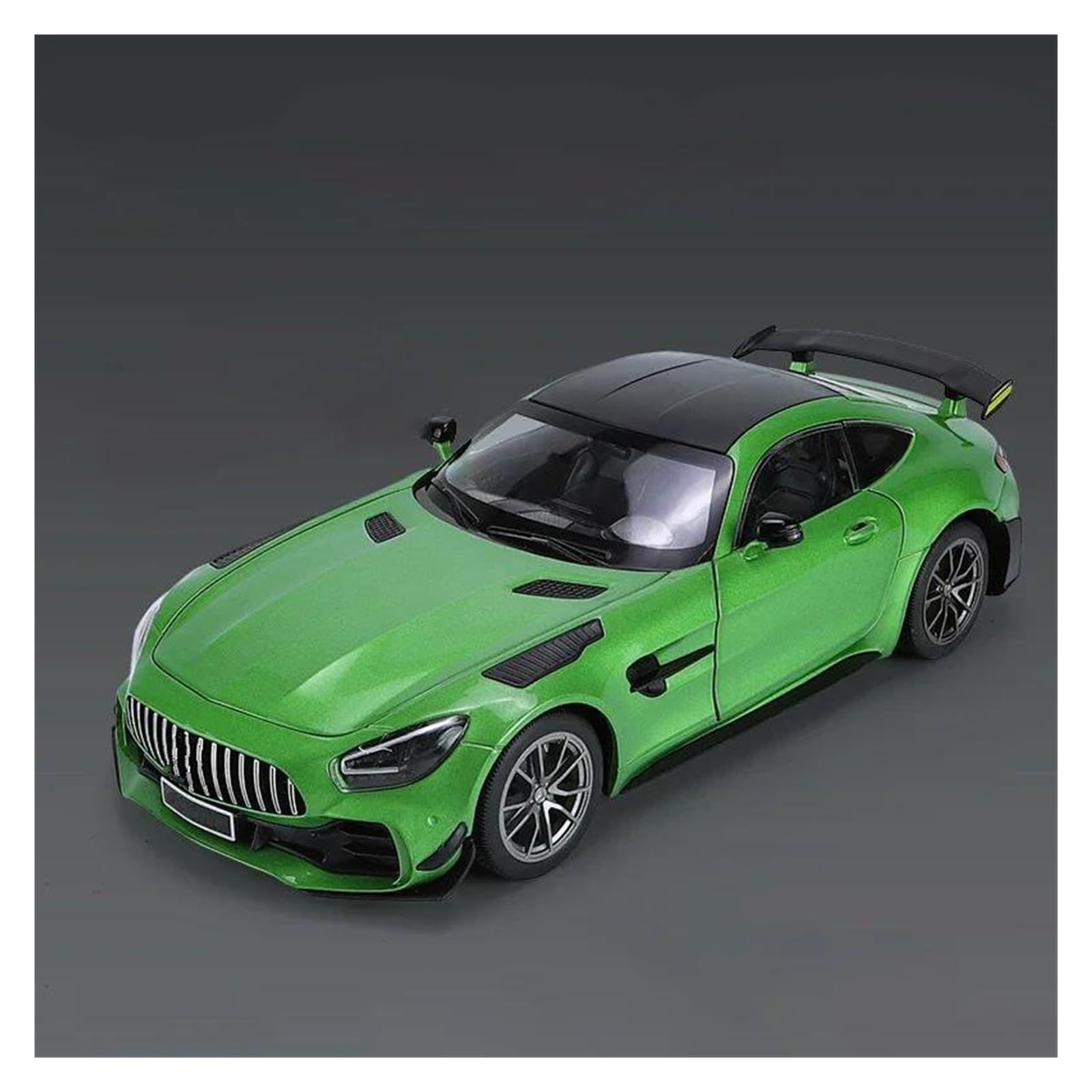 BANKOTO Diecast Car 1:18 For Benz For GTR Alloy Die Cast Car Model Collectibles Collectible Model