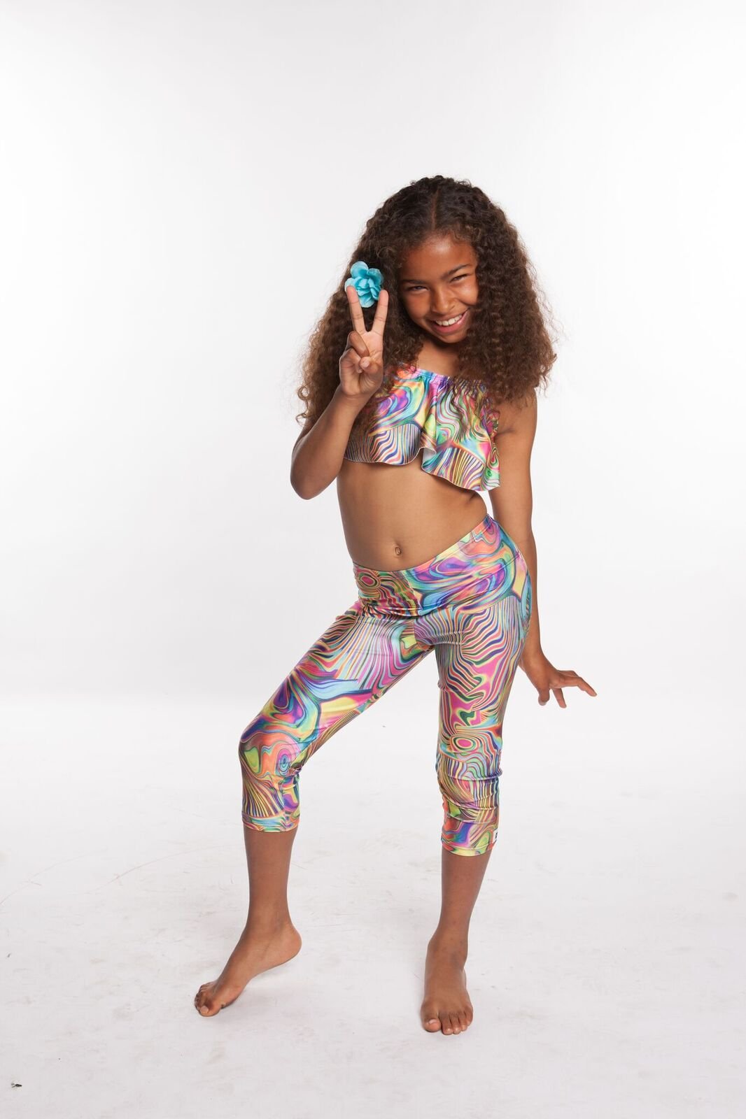 YogaBerries Paint Swirl Pants Girls Spandex Capri Legging (5/6, Paint Swirl)