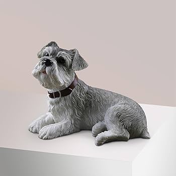 犬の頭部を持つ樹脂製彫刻 犬の頭部を持つ樹脂製彫刻