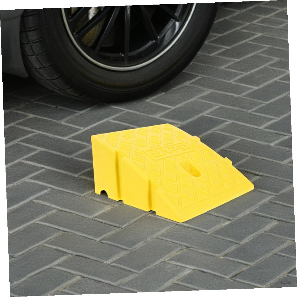 HEMOTON Heavy Duty Non-Slip Car Ramp with Buckle, Yellow Plastic Threshold Ramp 250x270x110mm for Home Entrances, Wheelchair and Vehicle Access Aid