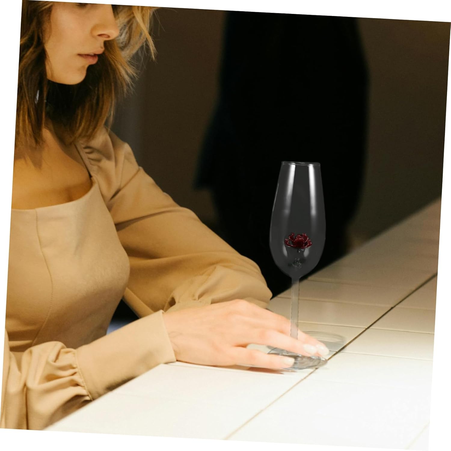 Rose Crystal Goblet Creative Wine Glass for Whiskey Elegant Festival Party Drinkware Weddings Birthdays and Anniversaries