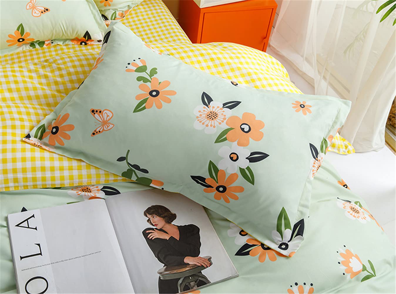 Oduo Set Biancheria da Letto 4 Pezzi, Fiori Floreale Stampa Set di Biancheria da Letto con Copripiumini, Federe e Lenzuolo Piano per Letto Singolo Matrimoniali King (Api e Fiori,200x230cm