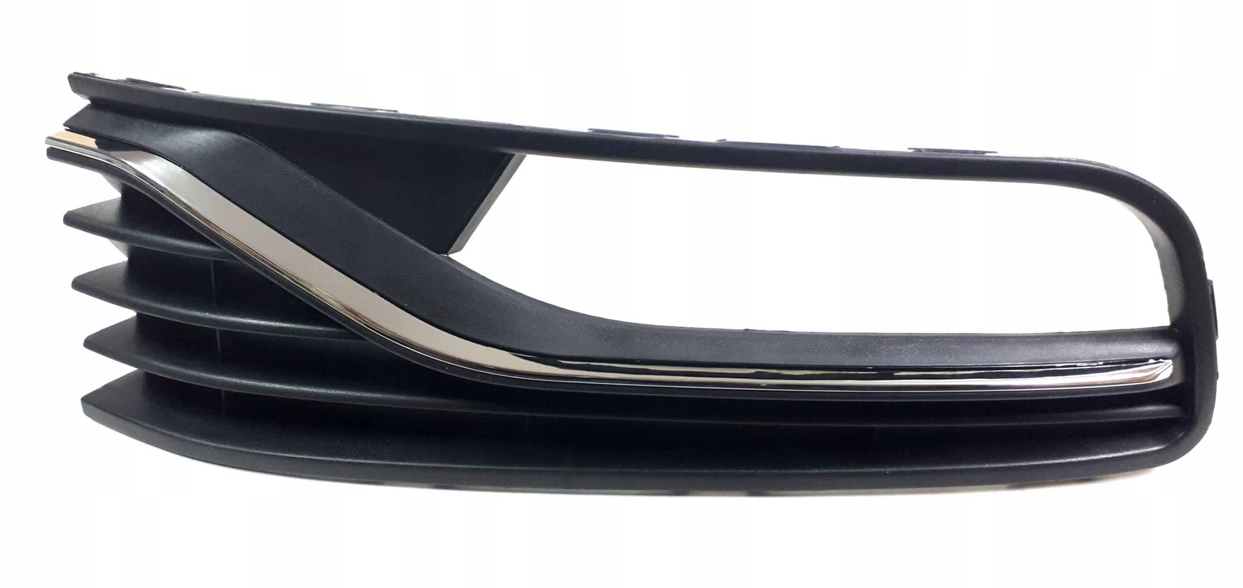 Griglia Paraurti Anteriore Sinistra Per Polo 6R 6C Restyling dal 2014 a 2017 Con Cornice Cromata Mostrina Inferiore Copertura Fendinebbia Sinistro Lato Guidatore