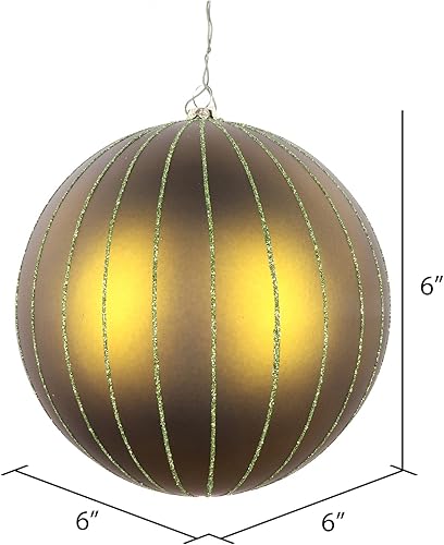 Miniatura 6 de Vickerman Adorno navideño de bola de avena mate con purpurina de 5 pulgadas. Incluye 4 piezas por bolsa.
