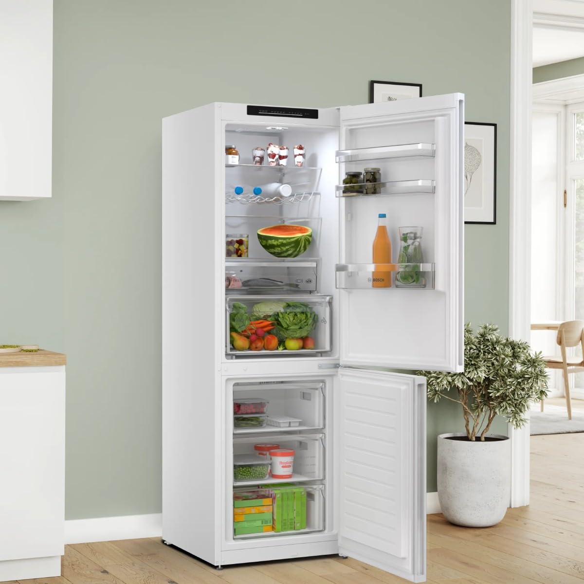 Bosch, Frigorifero combinato, Total No Frost, VitaFresh, bianco, KGN362WCF