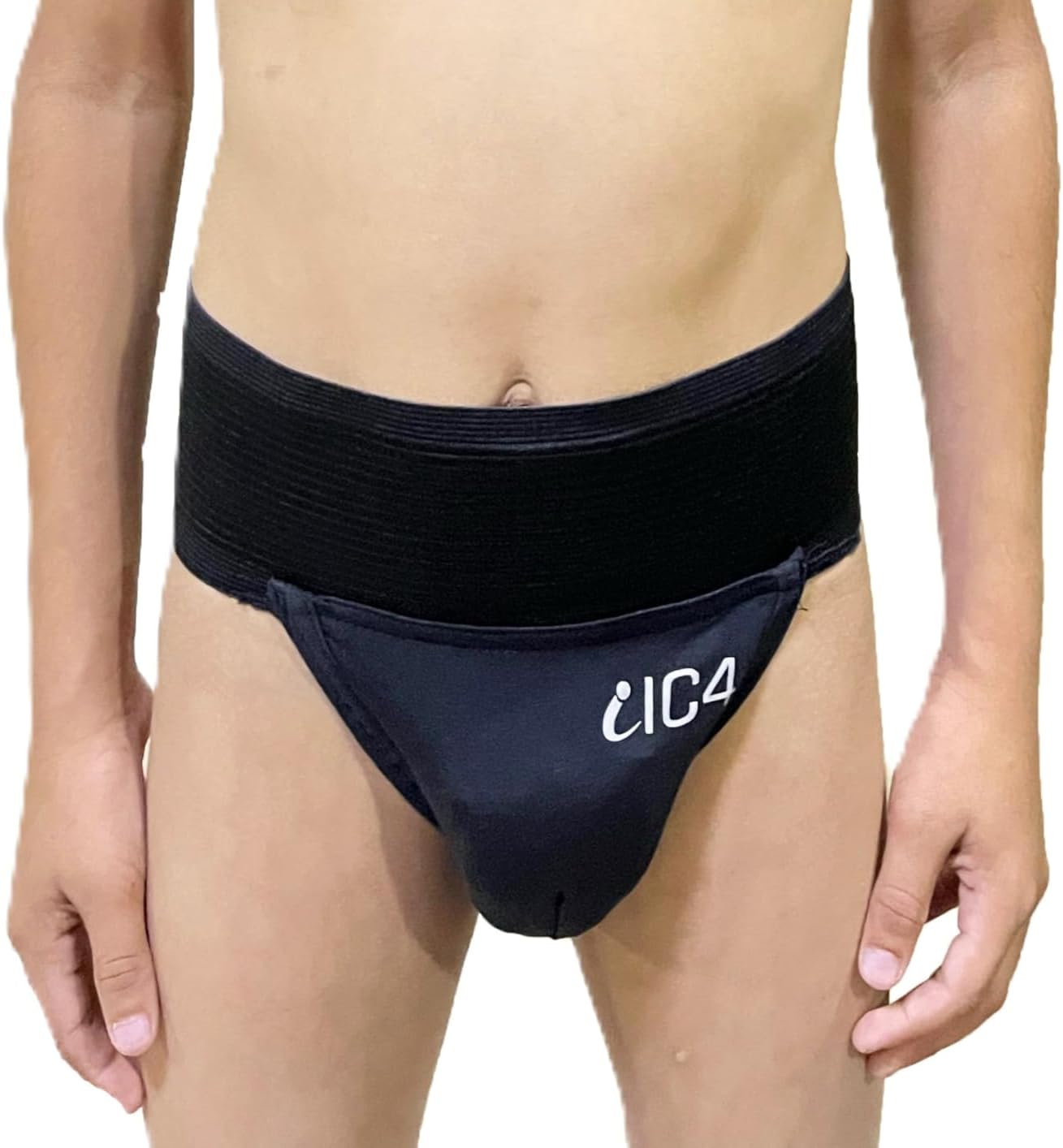 IC4 Boys Cricket Supporter