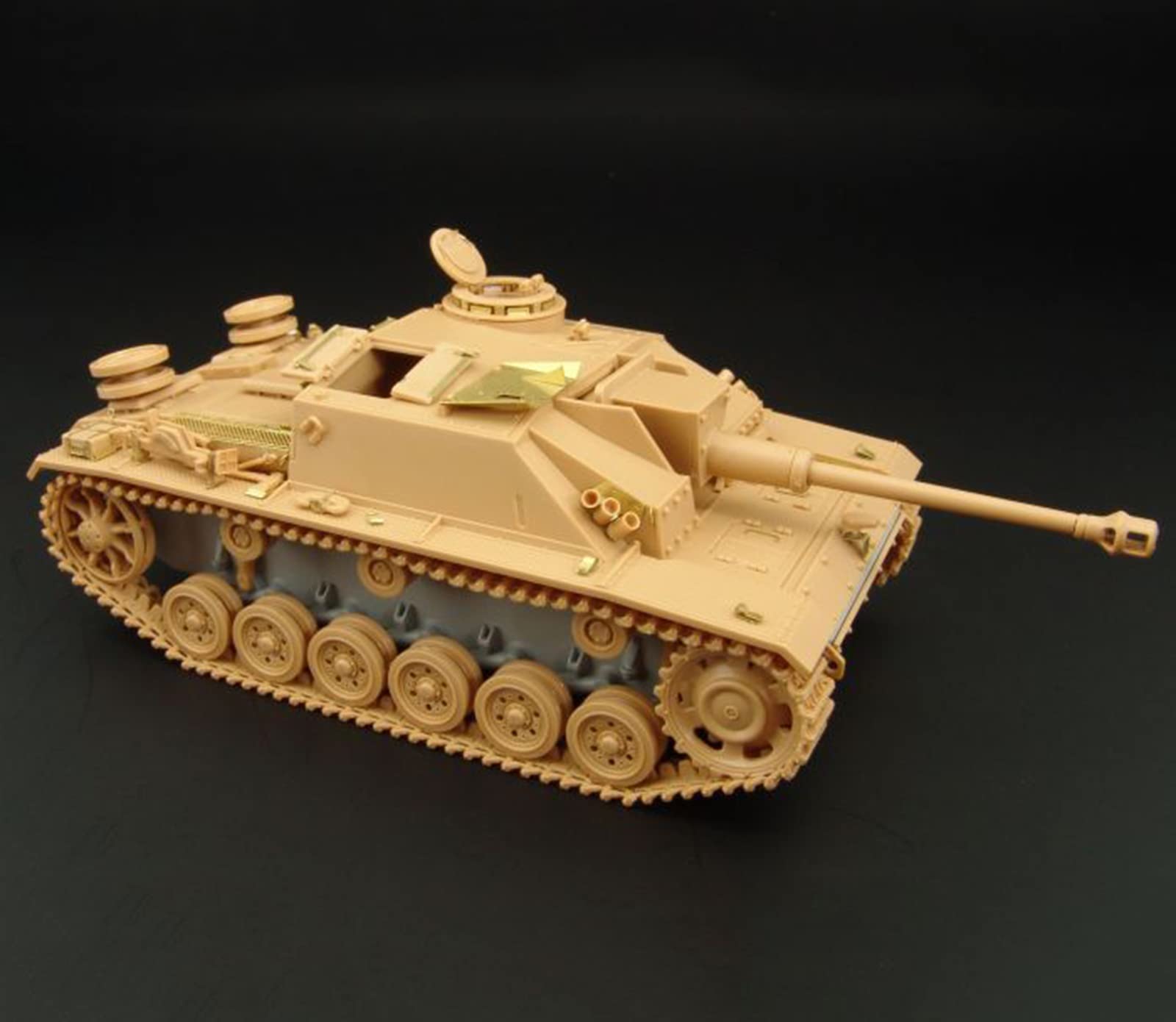 Amazon | Koliyn 軍用戦車モデル 1/35スケール ドイツStuG III