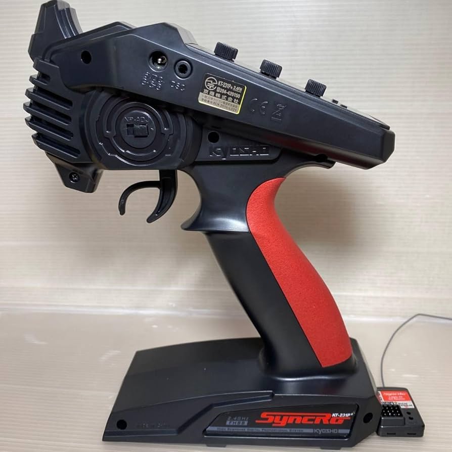 京商　kyosho KT-231P+受信機セット Syncro 2.4GHz KT-231P+/Syncro KRG-331Tx/Rx Set (送受信機