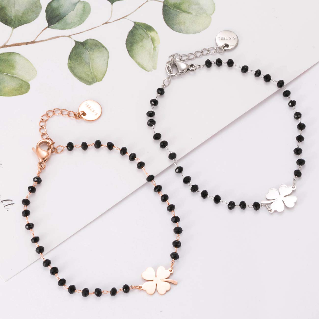 pengjin-Bracciale con ciondolo a quadrifoglio portafortuna, in acciaio inox, con perline nere, semplice braccialetto portafortuna