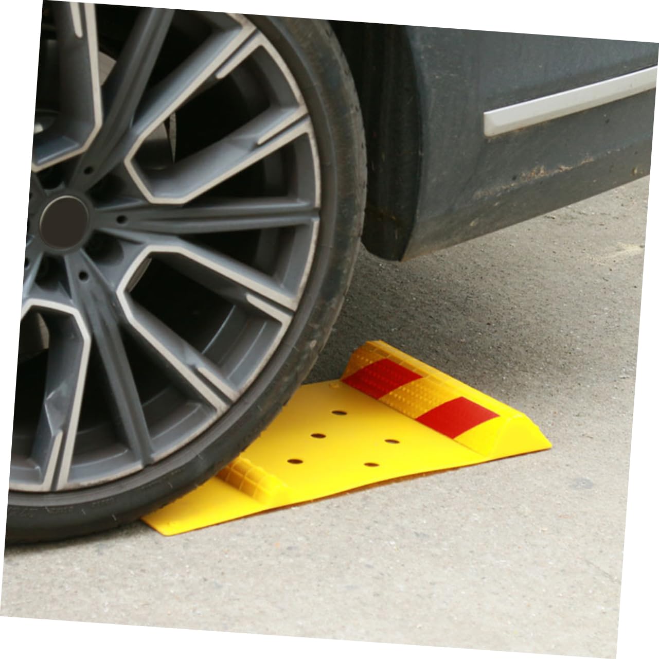 Calzo para Rueda de Coche Almohadilla de Soporte PP TPR | Tope para Vehículo, Antideslizante y Duradero, para Aparcamientos y Entradas Estilo Aleatorio