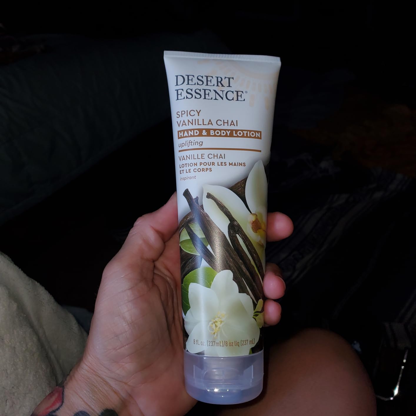 Desert Essence Italian Lemon Hand & Body Lotion - 8 Fl Ounce - Energizing - Shea Butter - Coconut & Jojoba Oil - Hydrate & Soften Skin - Refreshing - Aloe Vera 8 oz