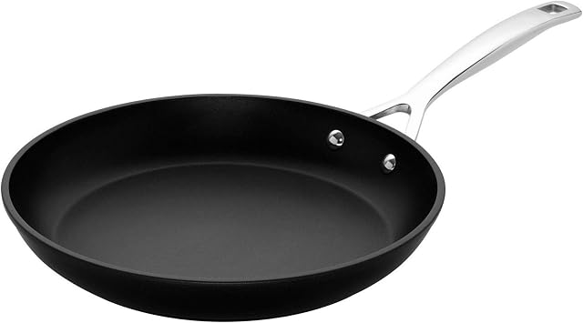 Le Creuset Toughened Non-Stick Shallow Frying Pan, Ø 28 cm, Black, 962001280