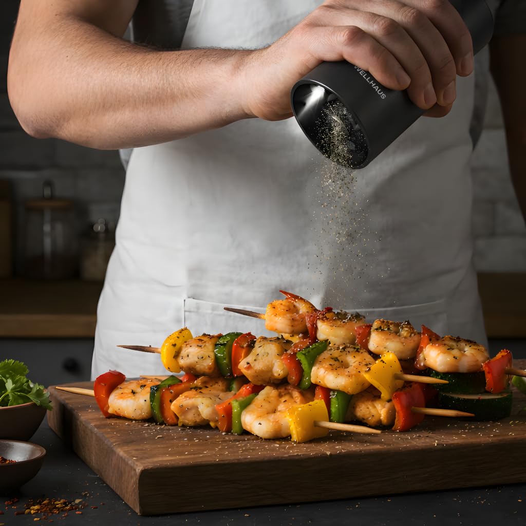 Macinasale e macinapepe elettrica – Set di 2 Macinasale e macinapepe a batteria con base, set di macine per spezie e sale, set di macine con luce LED e regolazione della grana, Nero - 4