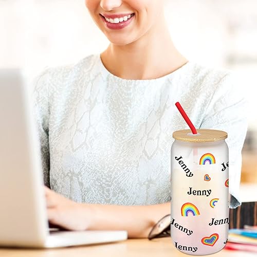 Miniatura 7 de Taza de vidrio personalizada con tapa de bambú y pajita, tazas de café helado esmerilado de 16 onzas con nombre, vaso de café personalizado para