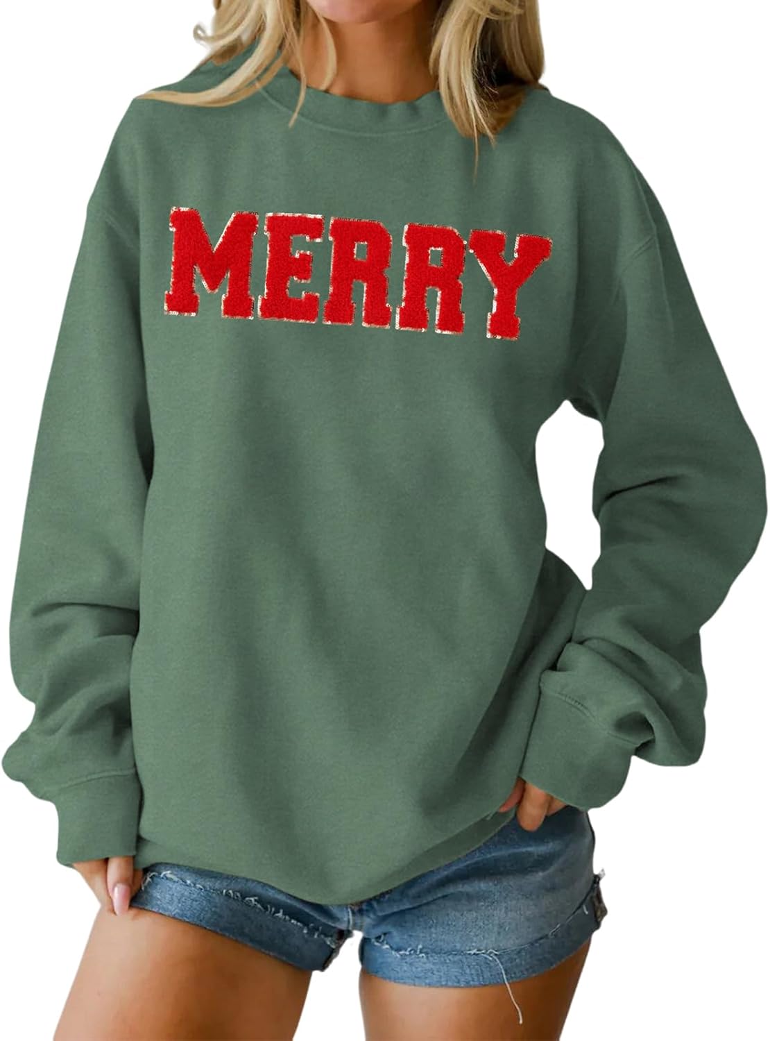 IZYJOY Christmas Women's Merry Graphic Sweatshirt Chenille Patch Letter Printed Crewneck Xmas Gifts Oversized Pullover Top
