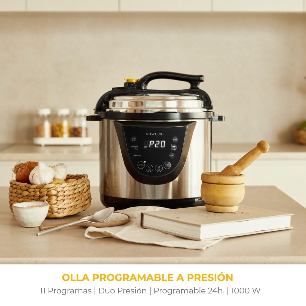 NEWLUX - Olla a Presión Programable 6L V110. Eléctrica de INOX, 10 Menús, 1000W, 24 h, Preserva el Calor, Efecto Presurización, Sistema Duopresión, Cubeta 100% Antiadherente, Acero inoxidable