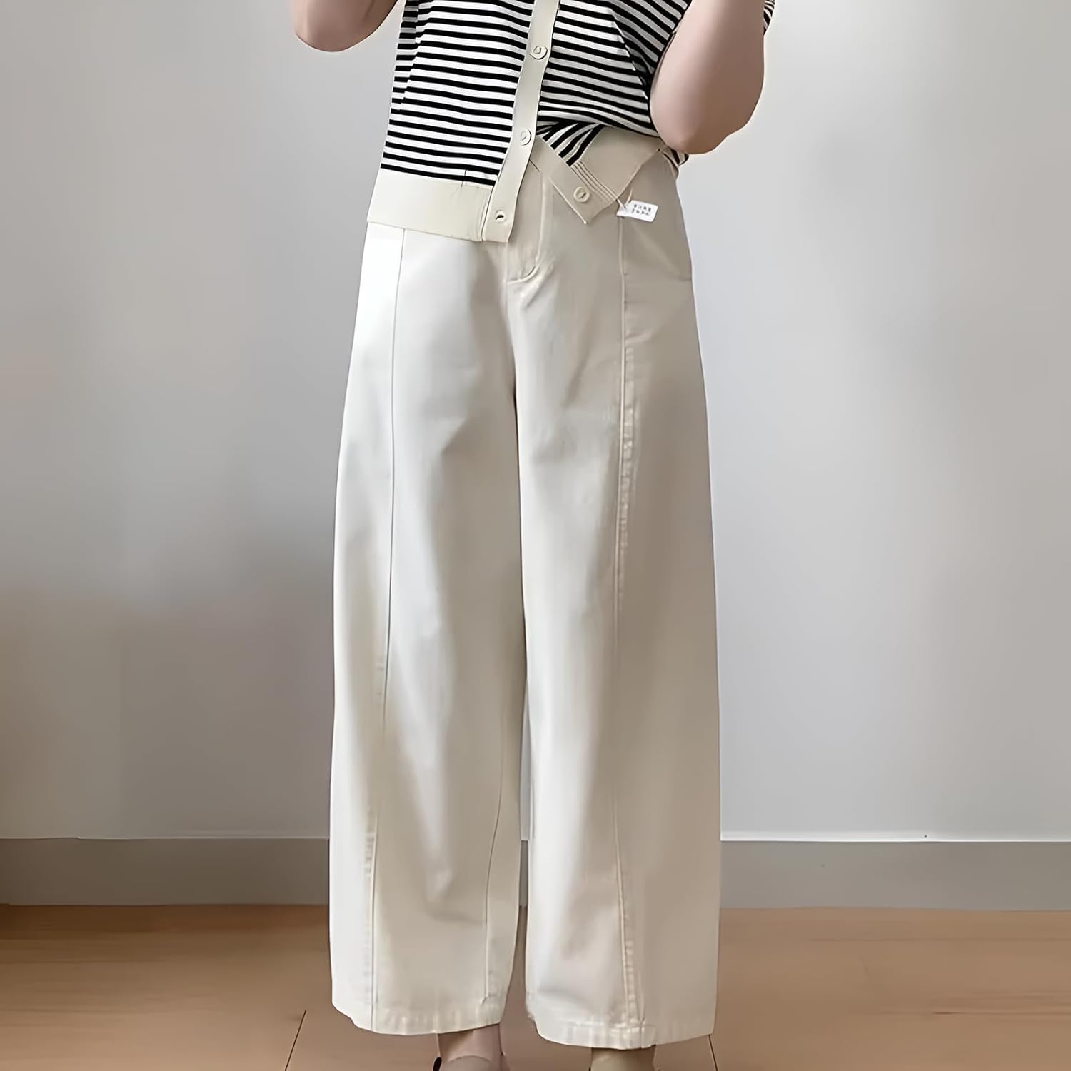 [Koutimule] レディースビッグサイズ ゆったりホワイトデニムパンツ 脚長効果で脚をスリムに 梨形体型に適 春コーデに便利