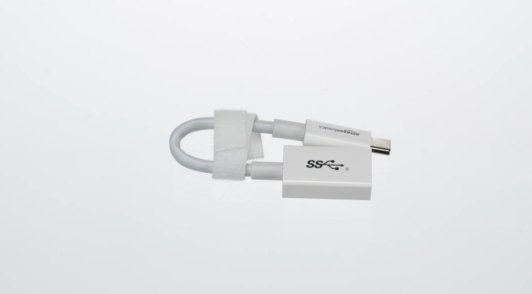 Basics Cavo convertitore da USB-C a USB-A 3.1 Gen 1 adattatore femmina, velocità 5 Gbps, certificazione USB-IF, per laptop, tablet, telefoni, bianco