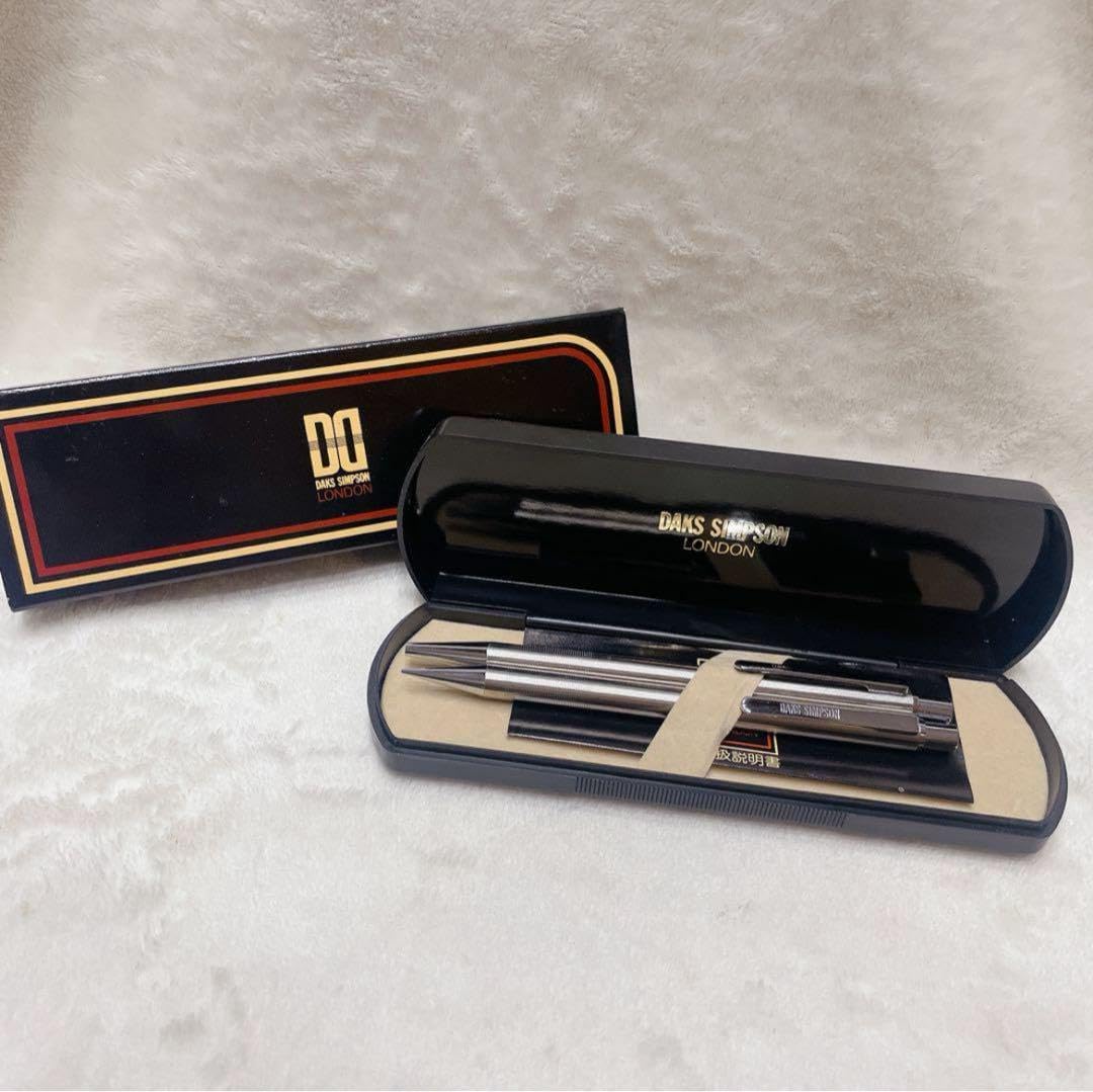 DAKS SIMPSON LONDON ボールペンとシャープペンセット