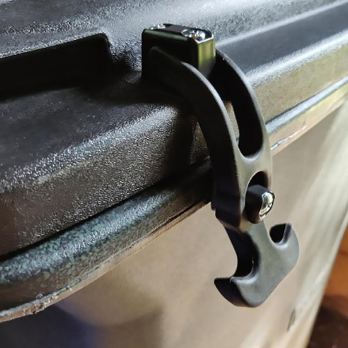2 Sets Rubber T-Handle Draw Latches with Flexible Shock-Absorbing Rubber Catch for Tool Boxes, Golf Carts, and Rvs, Heavy-Duty Hold-Down Metal Lock with Elastic Tension