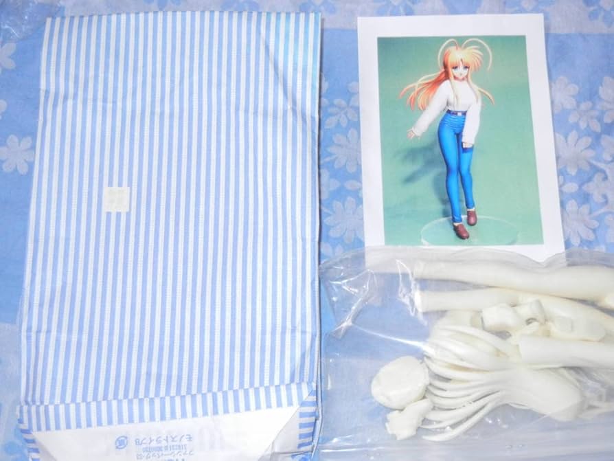 Amazon.co.jp: カントリーガール 1/8 フィアッセ・クリステラ