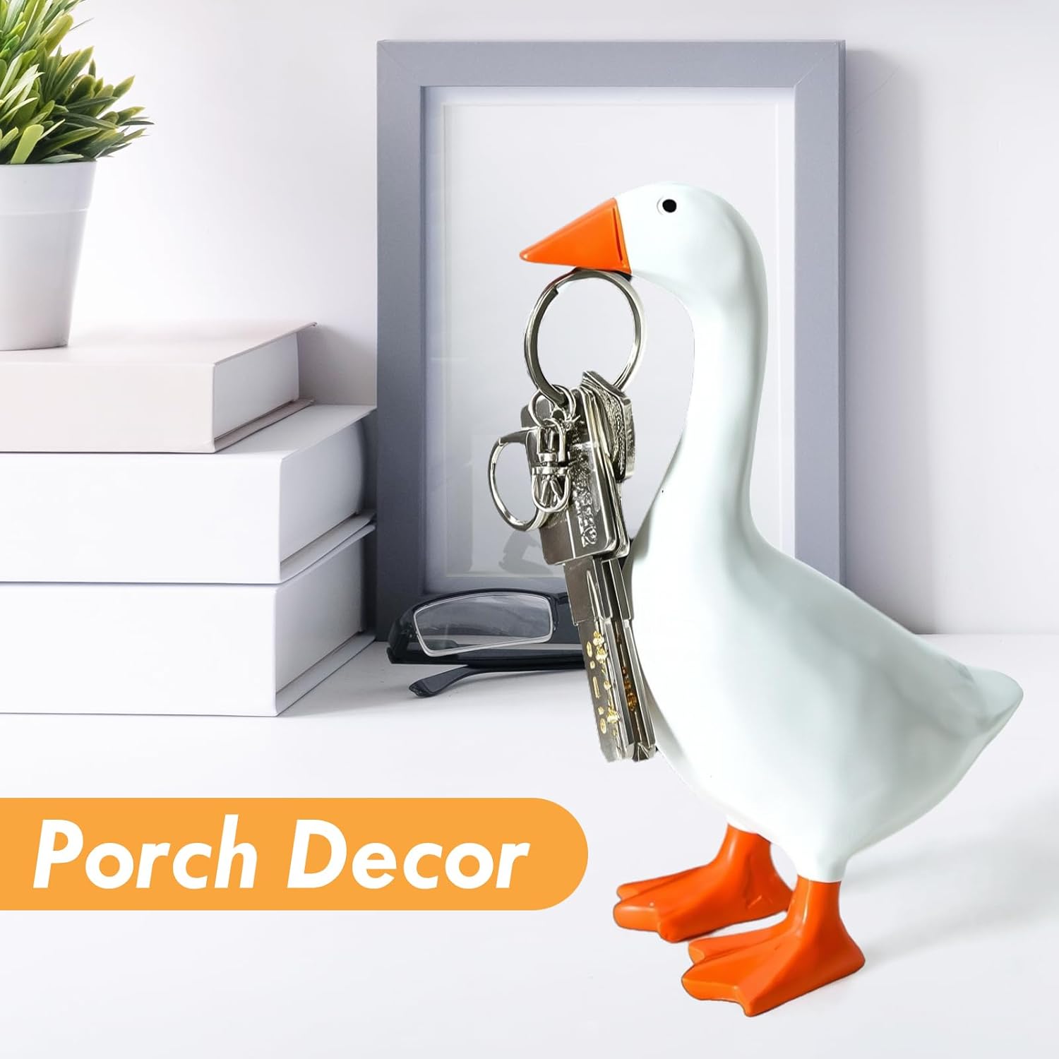 Vaveren 2PCS Goose Key Holders, Resin Goose Statue for Key Hanger, Duck Tool Figurines, Funny Keychain Hanging Rack Bedroom Decor for Home Office Table Decor, Housewarming Gifts
