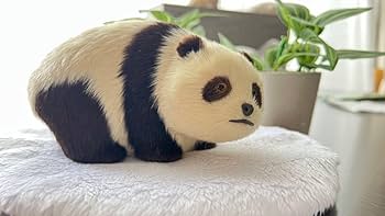 パンダ　本物の様！毛並みが可愛いです！オブジェ　置き物　インテリア Amazon.co.jp: パンダ 本物の様毛並みが可愛いですオブジェ 置き物