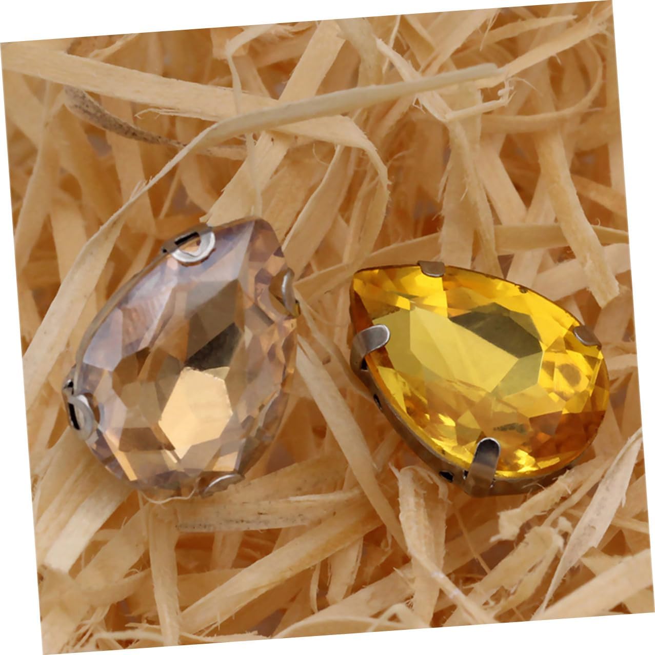Water Drop Crystal Claw Glass Rhinestones 50pcs 13x18mm for Garment